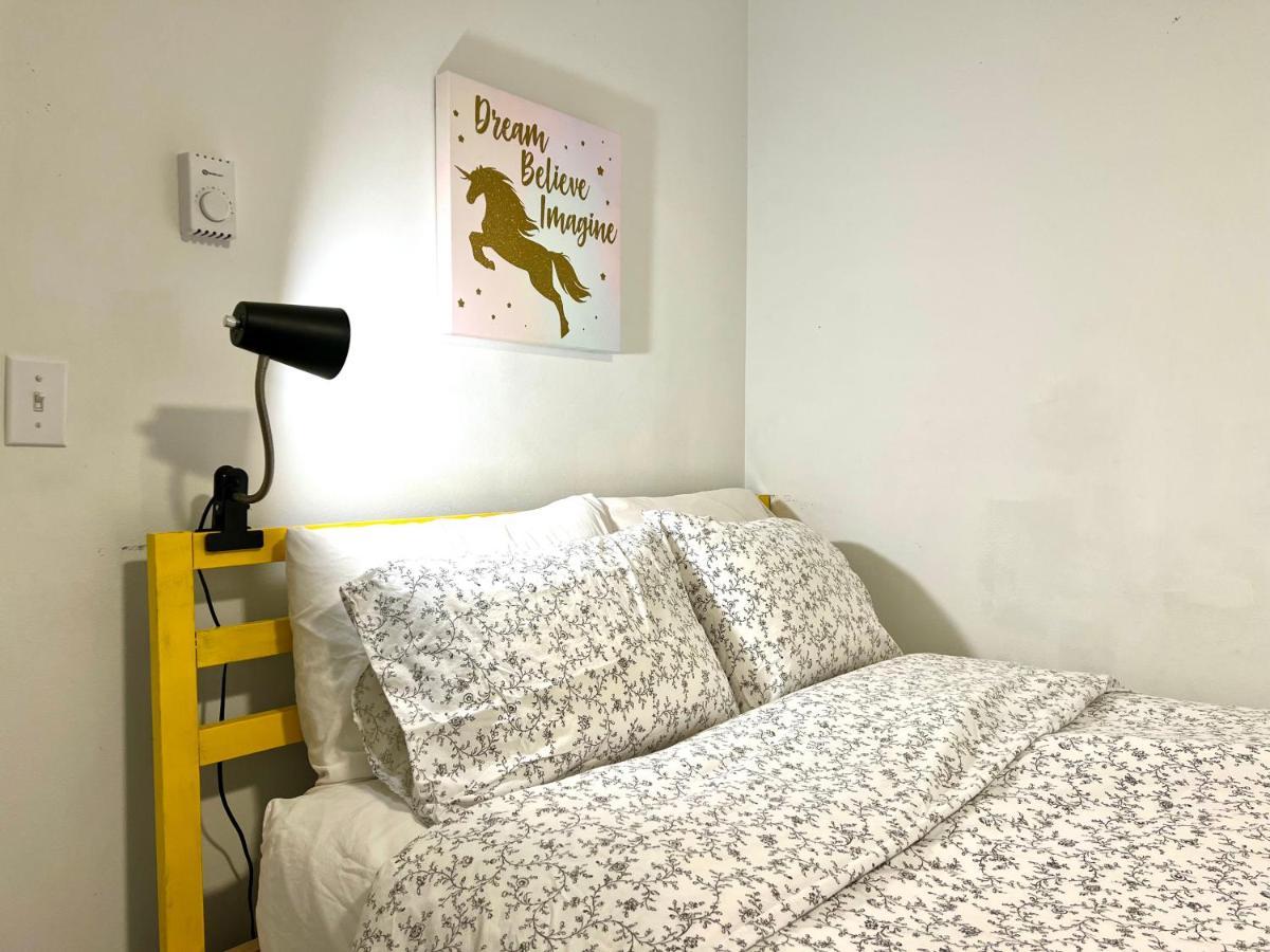 Micro Studio Apartment 10 Minutes Walk To University Of Washington Seattle Esterno foto
